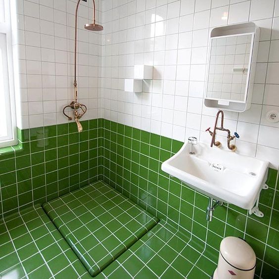 Enhance basic tile design, with coloring the grout